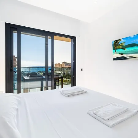 Sunset Drive 2-47 Poniente